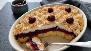 Delia Smith Queen of Puddings Recipe​